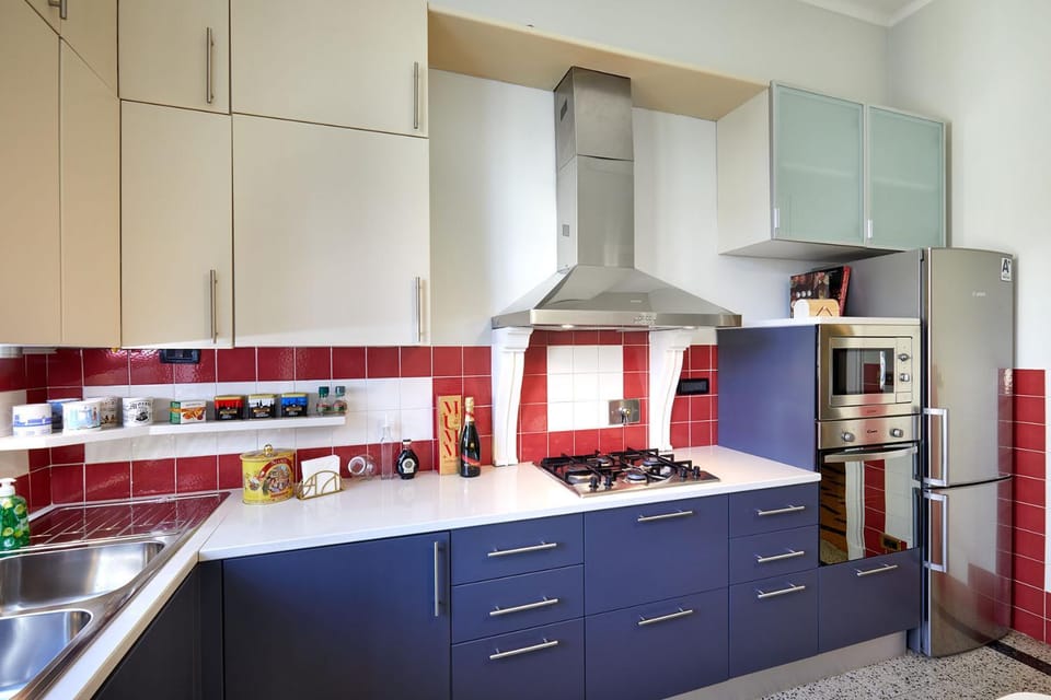 Kitchen or kitchenette, Dining area, Dinner, kitchen