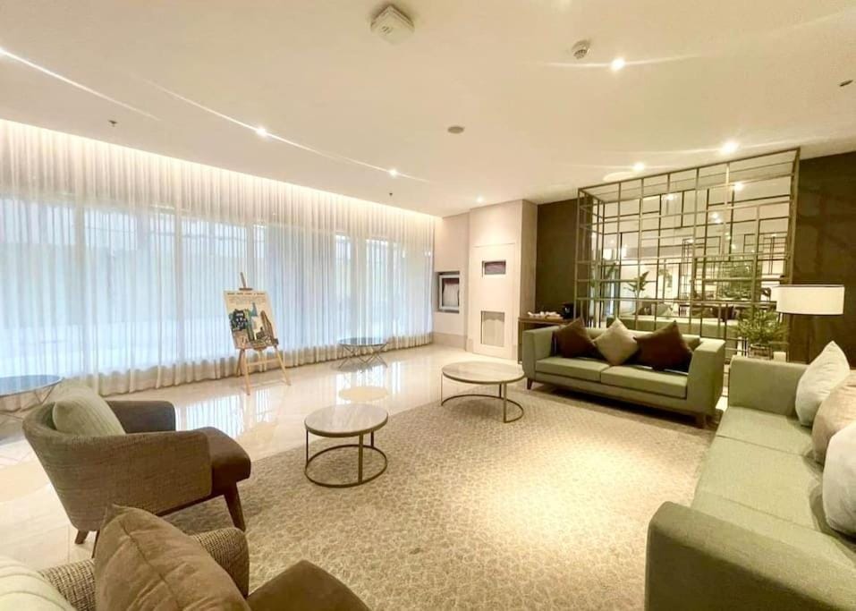 Dreamy Aesthetic Suite in City Center Apartment in Lapu-Lapu City