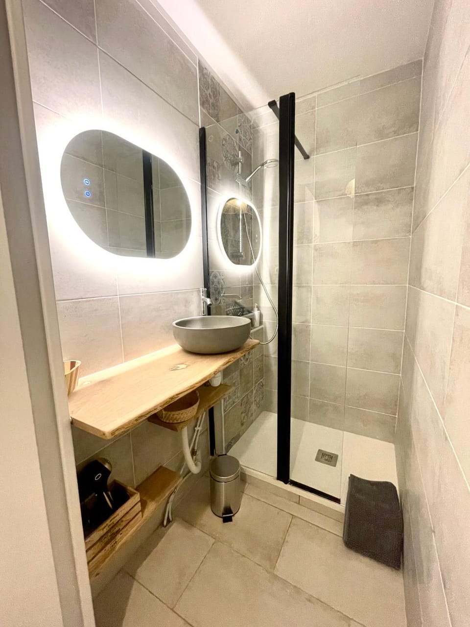Shower, Bathroom