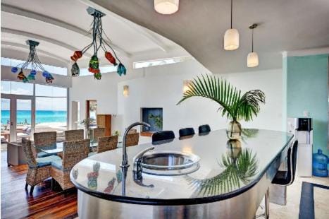 Casa de Playa- transportation & cooks included! Villa in Playa del Carmen