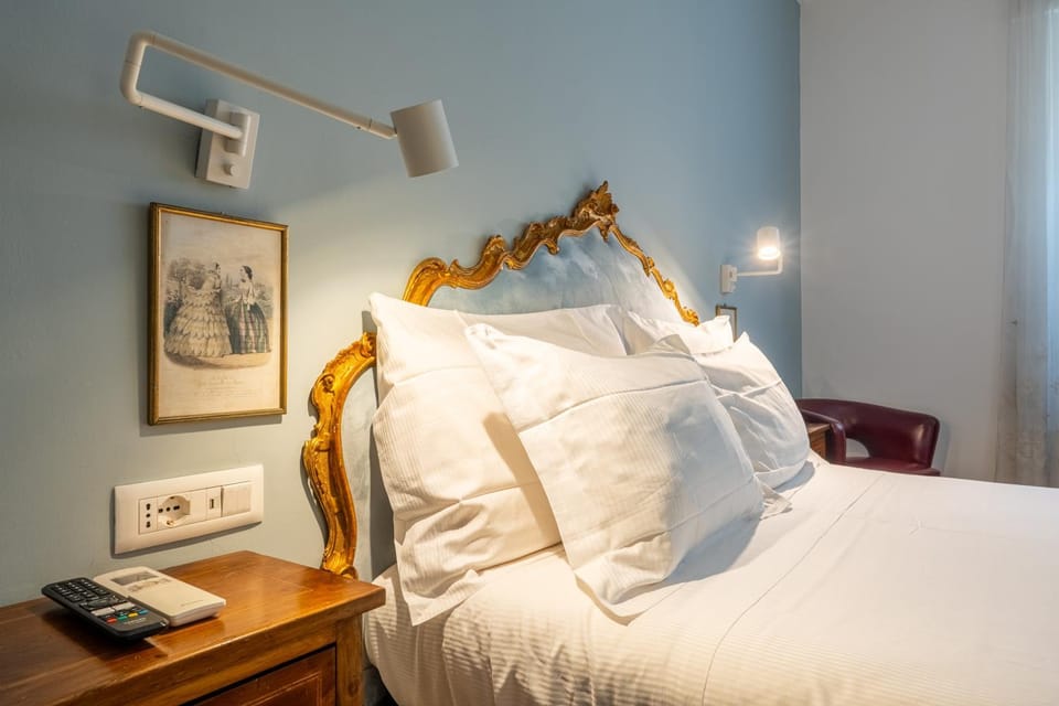 Bed, Bedroom, furniture