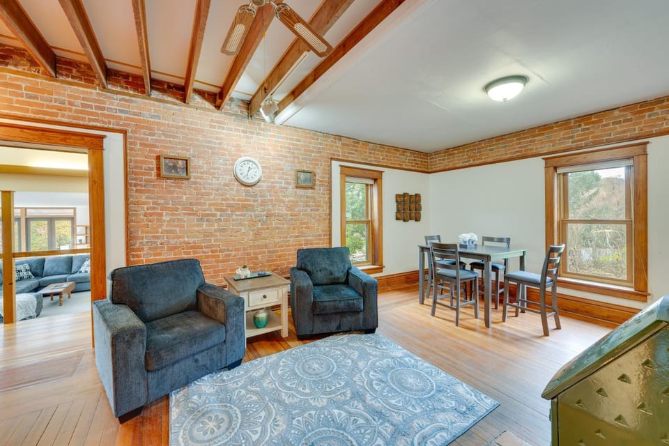Historic Wisconsin Retreat on 26-Acre Property! House in Iowa