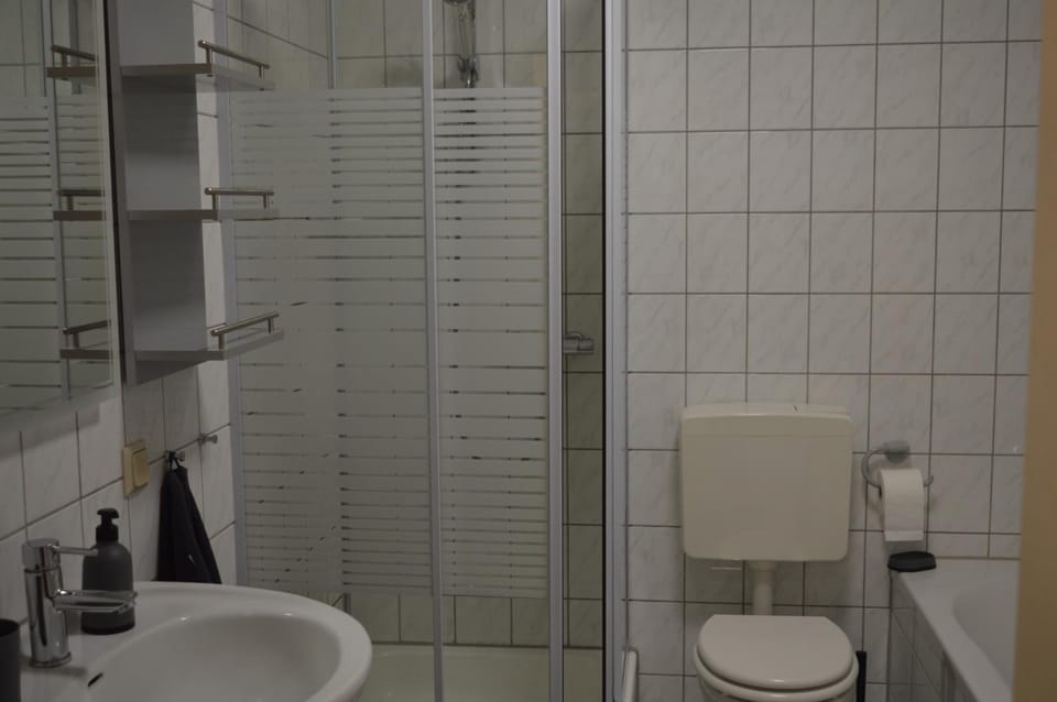 Shower, Toilet, Bathroom