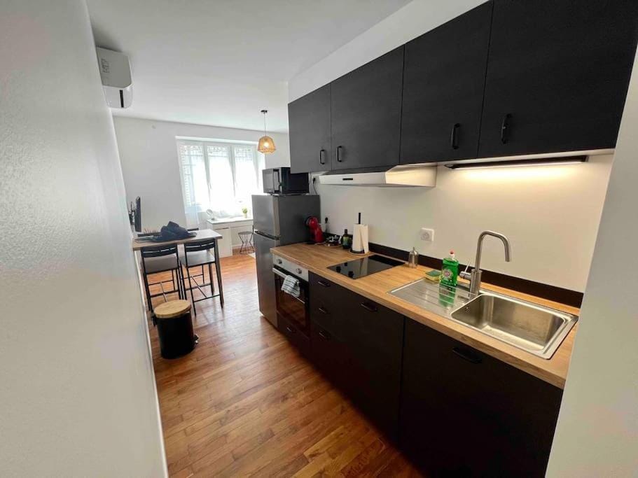 Appartement Climatisé / Centre-ville / 4 personnes Apartment in Besançon