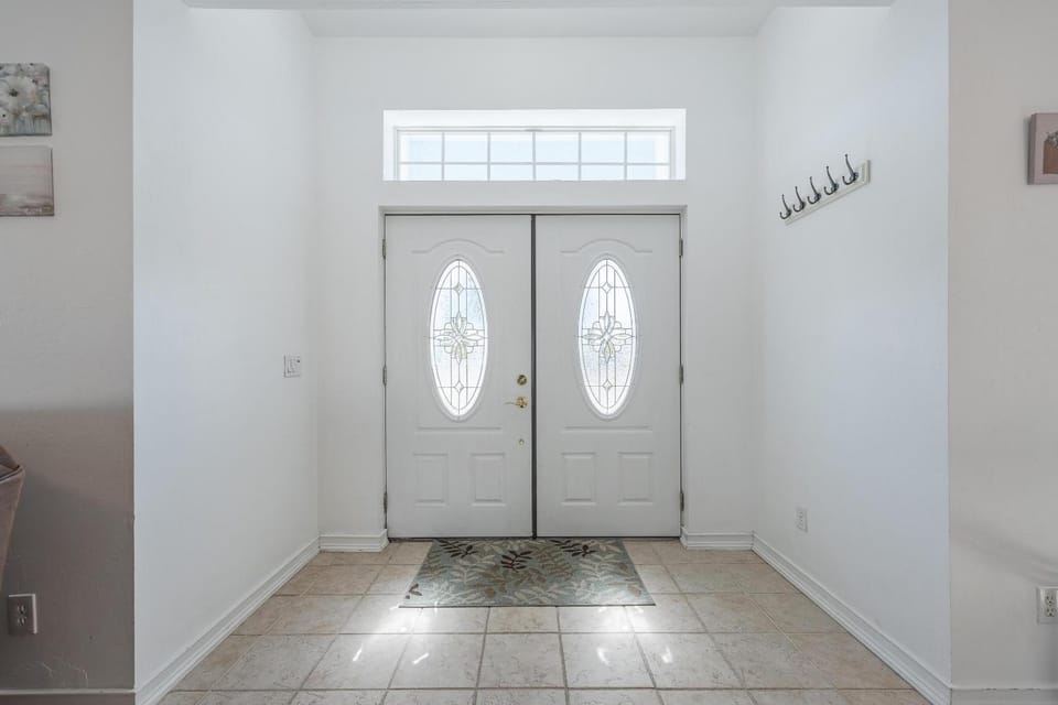 Freshwater Canal, Heated Pool & Brand New Appliances - Villa Seahorse Sanctuary - Roelens House in Cape Coral
