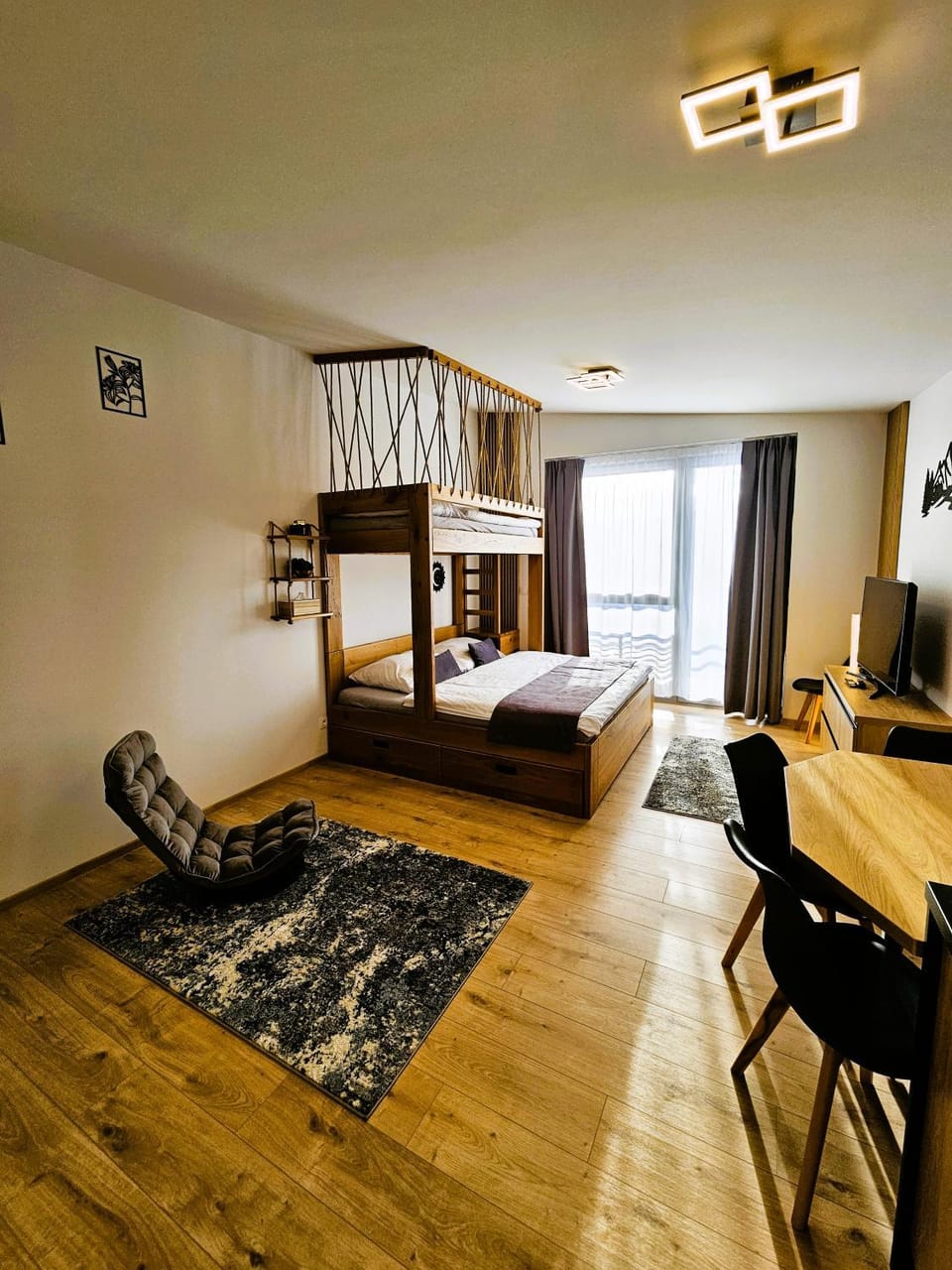 TV and multimedia, Photo of the whole room, Bedroom, bunk bed