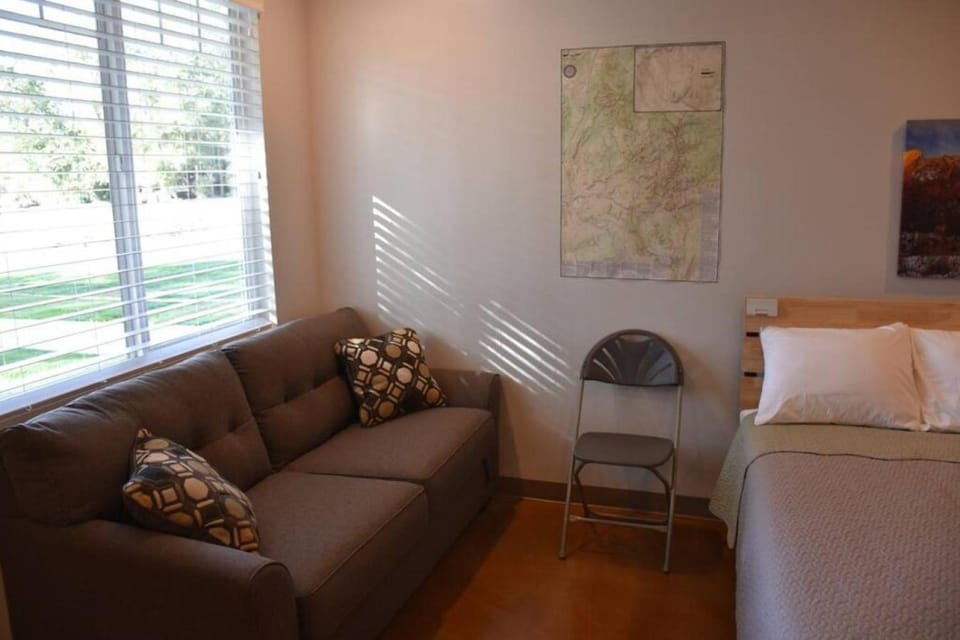 Bunkhouse 7B Near Grove Of Trees House in La Verkin