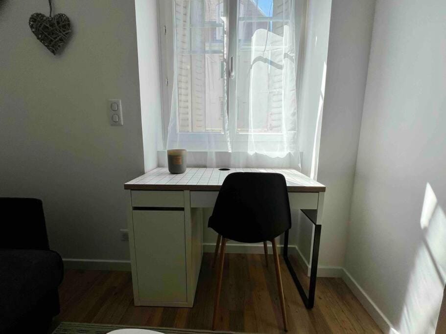 Appartement Climatisé / Centre-ville / 2 personnes Apartment in Besançon
