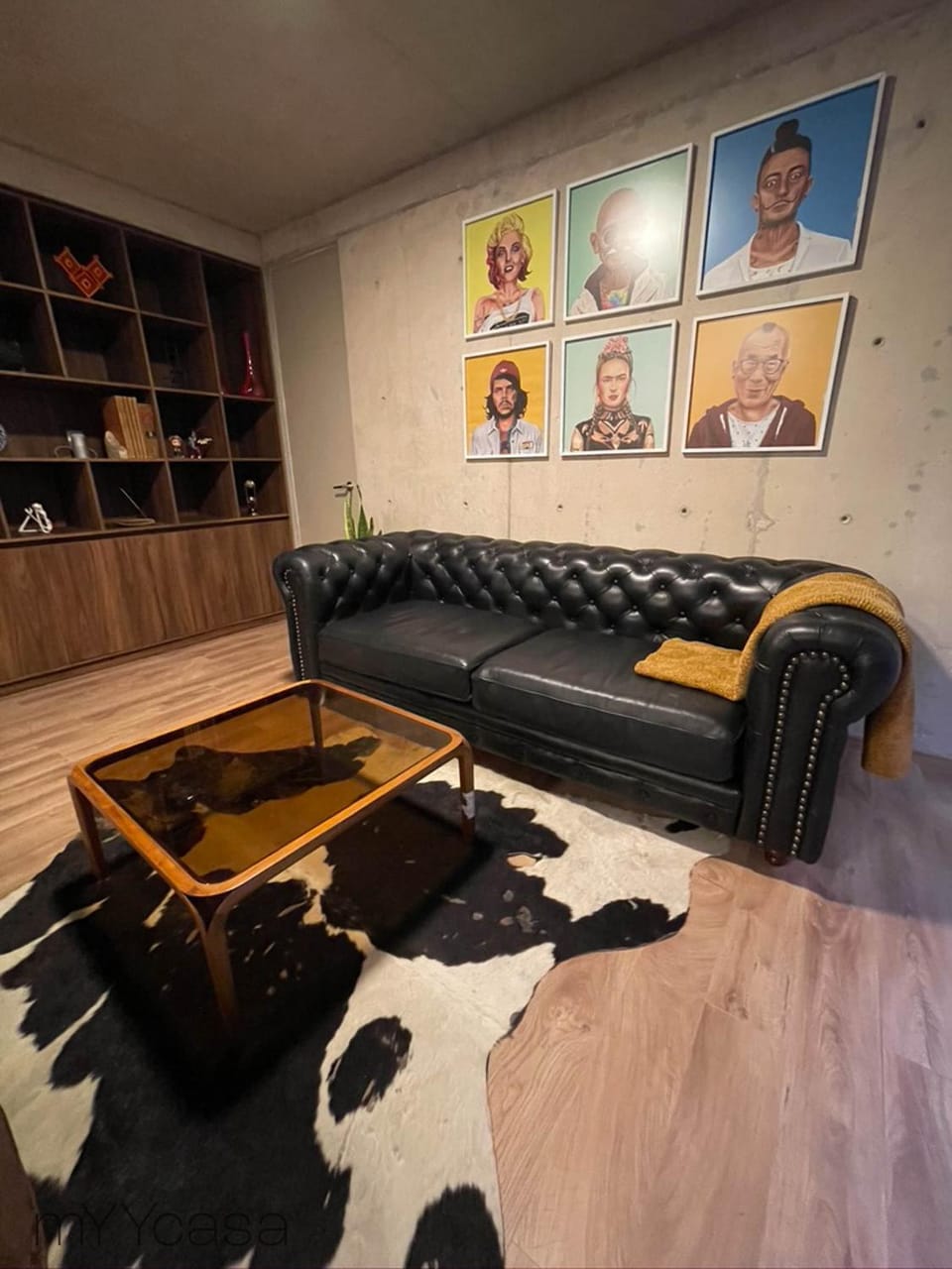 Living room, Decorative detail, Seating area