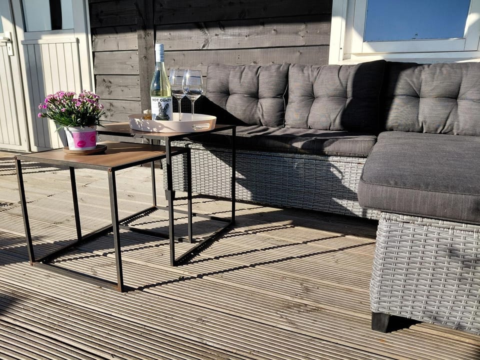 Patio, Balcony/Terrace, Seating area