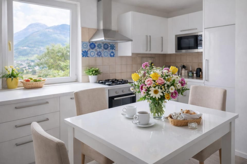 MARY HOUSE Panorama relax garden With Free Parking Apartment in Province of Brescia