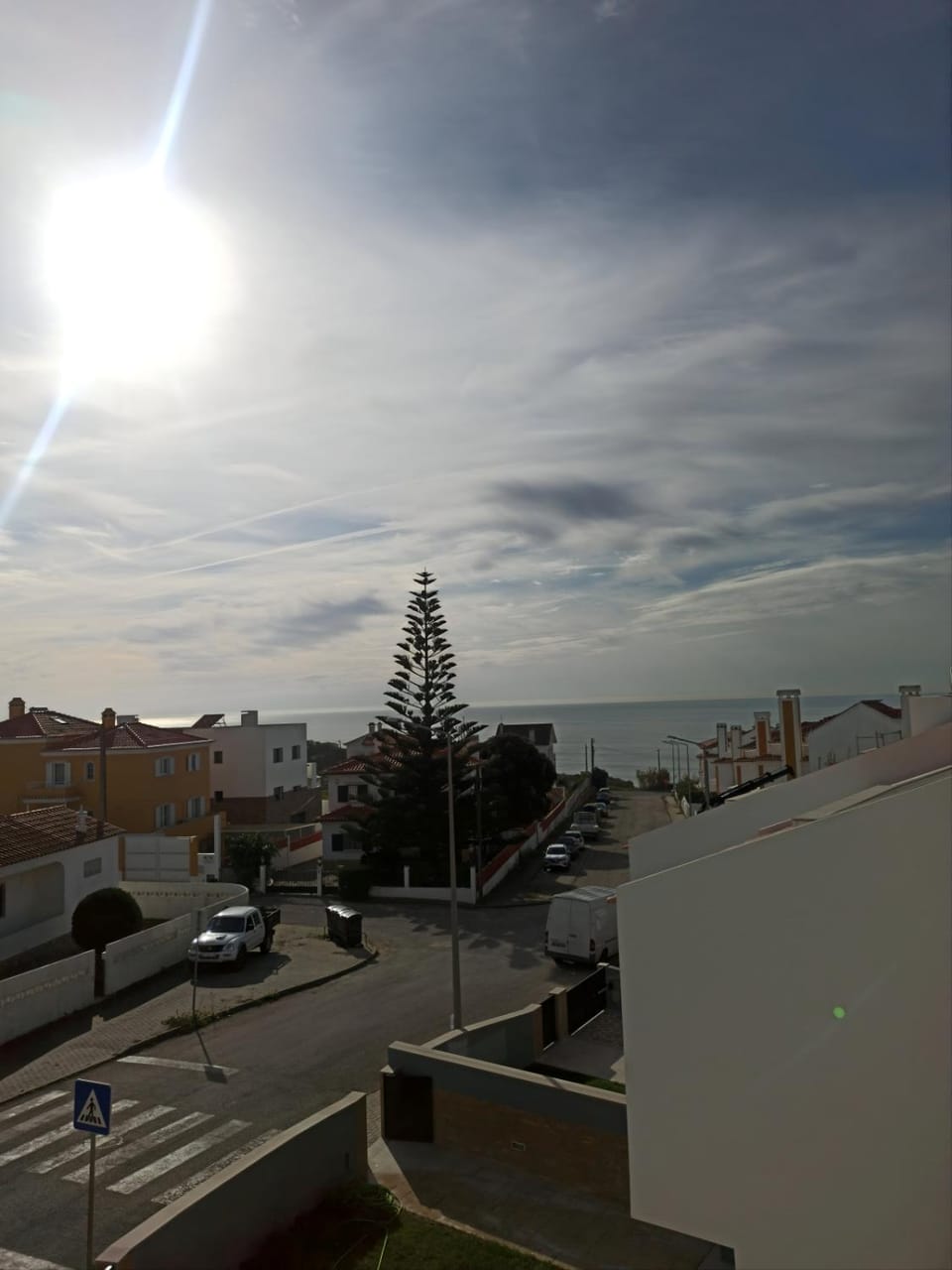 Day, Neighbourhood, Natural landscape, Sea view, Street view, Location