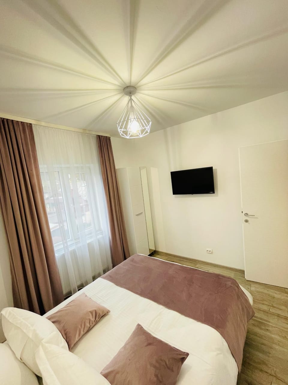 Apartament CHIC Apartment in Romania
