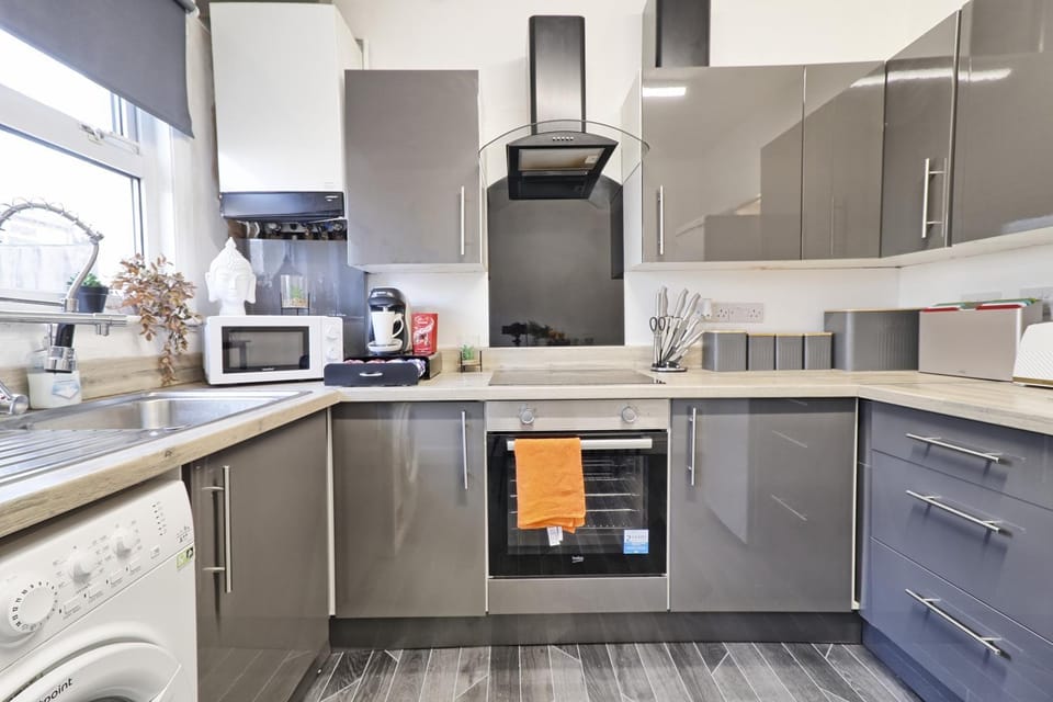 Coffee/tea facilities, Kitchen or kitchenette, minibar, pet friendly, stove, toaster