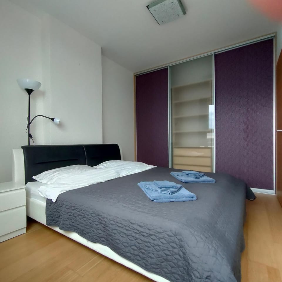 Bed, Bedroom, wardrobe