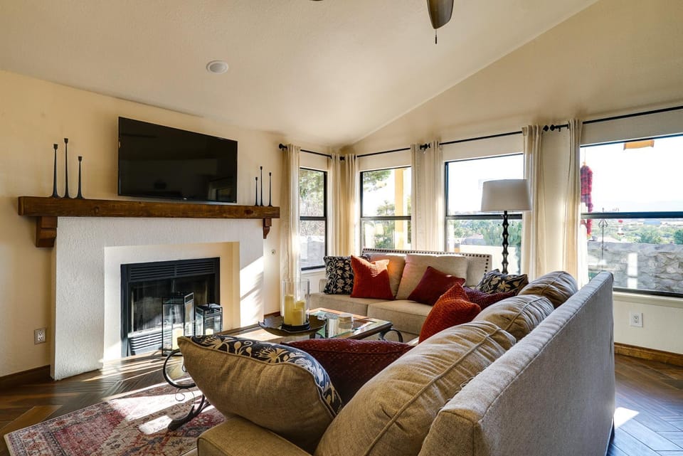 Las Cruces Vacation Rental with Mountain Views! House in Las Cruces