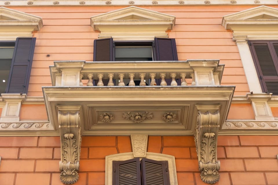 Property building, Balcony/Terrace