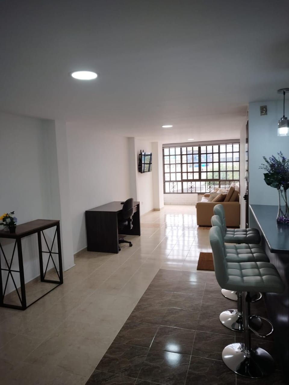 TV and multimedia, Living room, Seating area