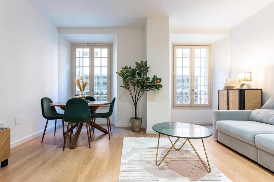 Premium flat in Malaga Center with Free Parking Apartment in Malaga