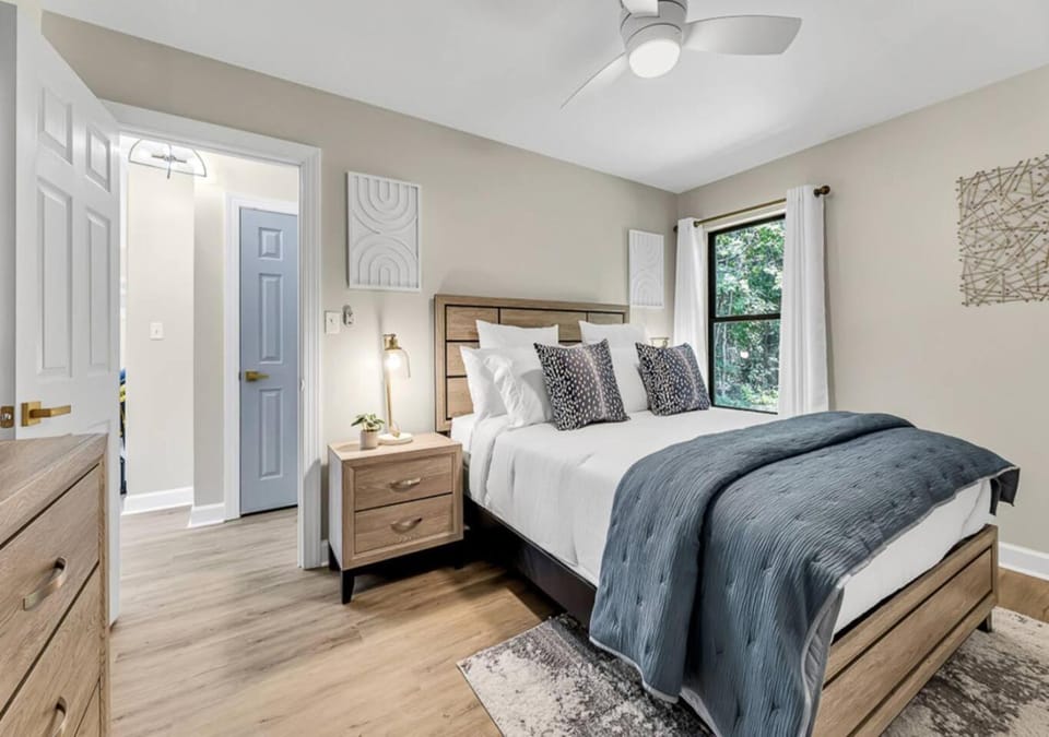 Bed, Bedroom