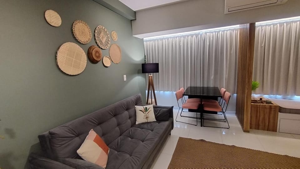 Living room, hair dresser