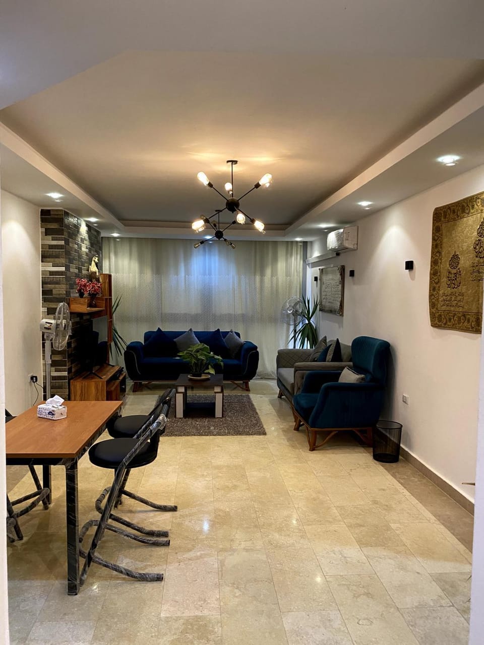 TV and multimedia, Seating area