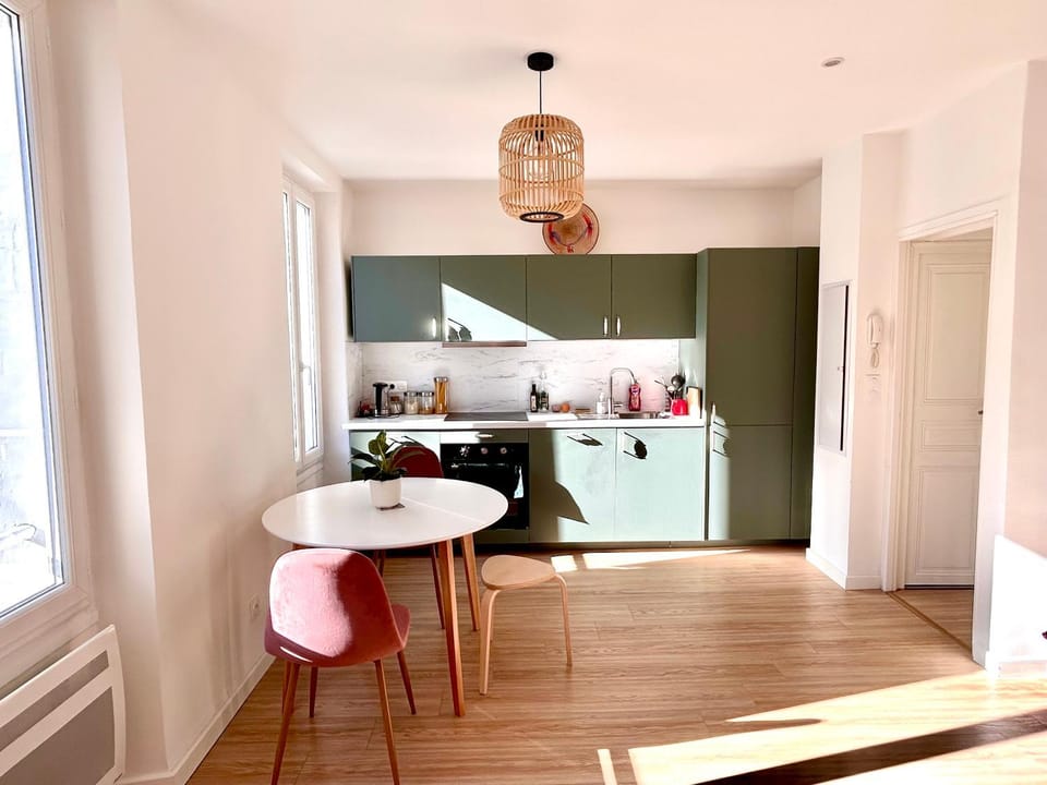 Living room, kitchen