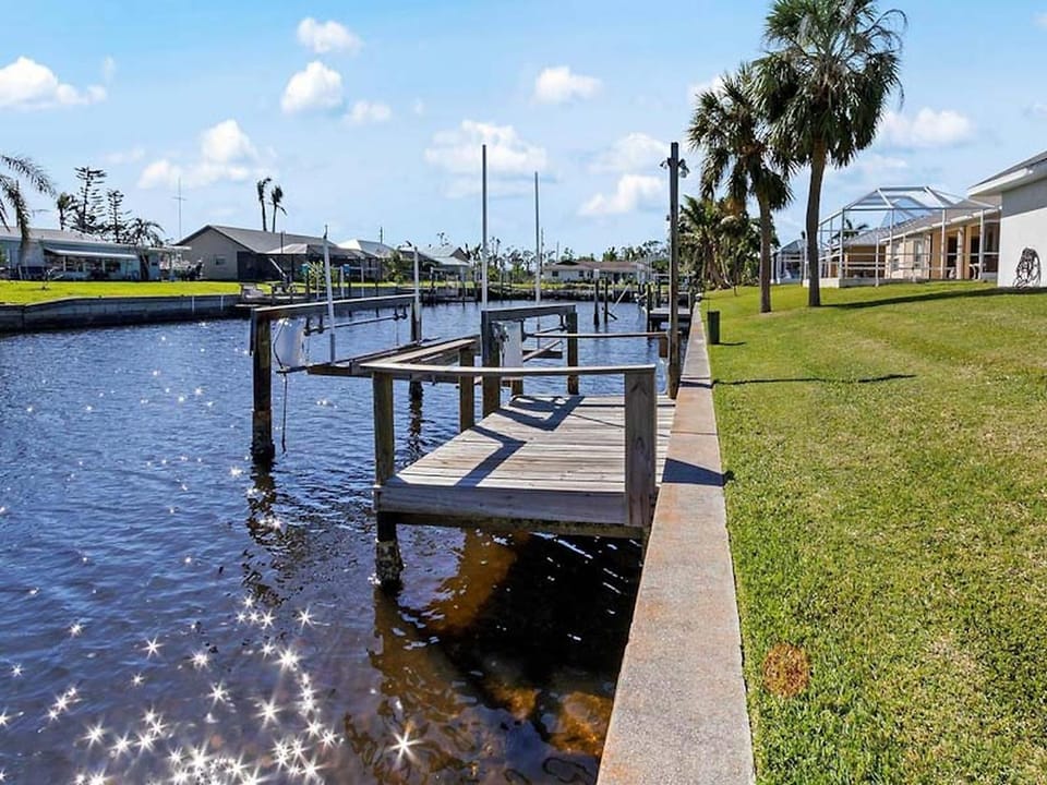 Property building, Fishing, River view