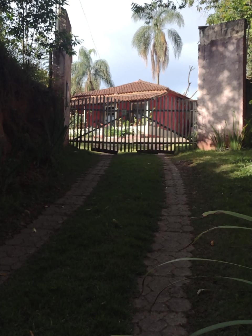Facade/entrance, Garden view