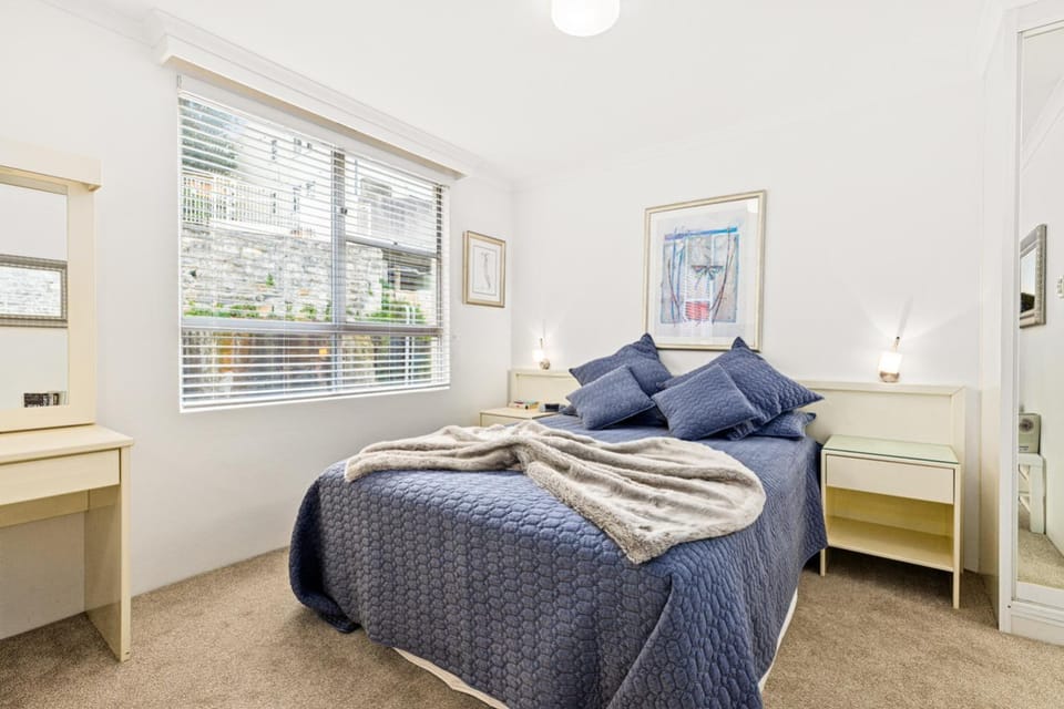 HENRY12 Self- Catering Apartment in Sydney