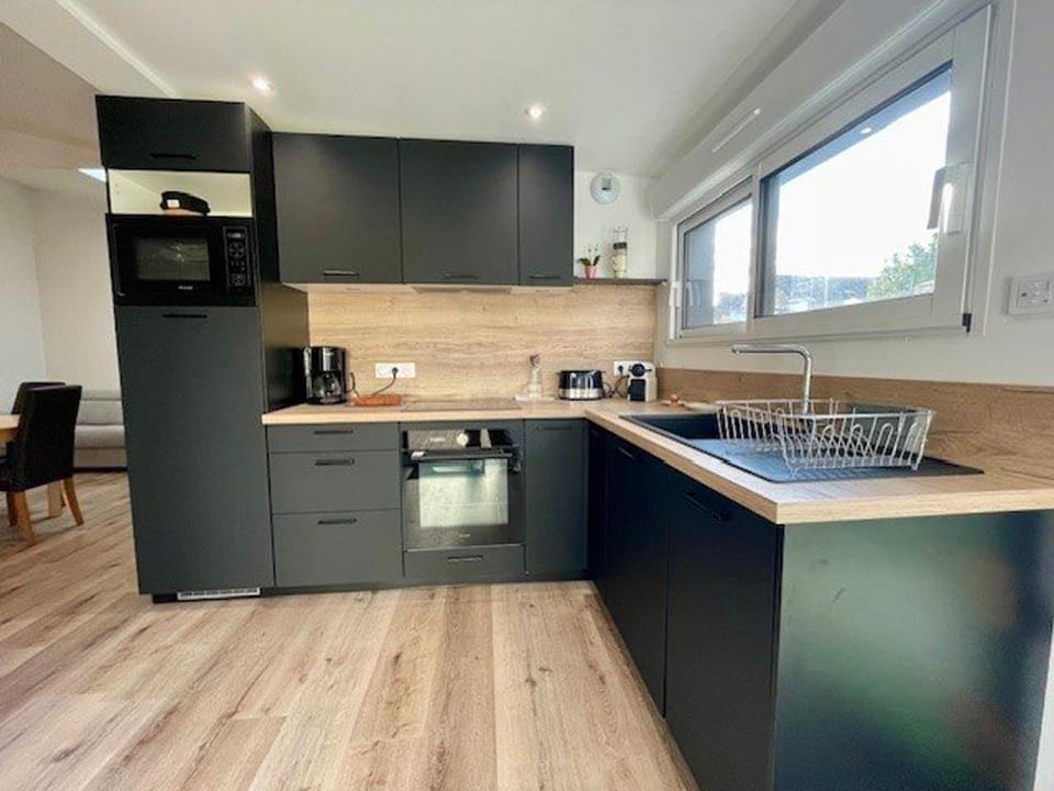 Quiberon: Maison 3 Pièces, Jardin, Centre, Wifi, 6 Pers - FR-1-478-264 Villa in Quiberon