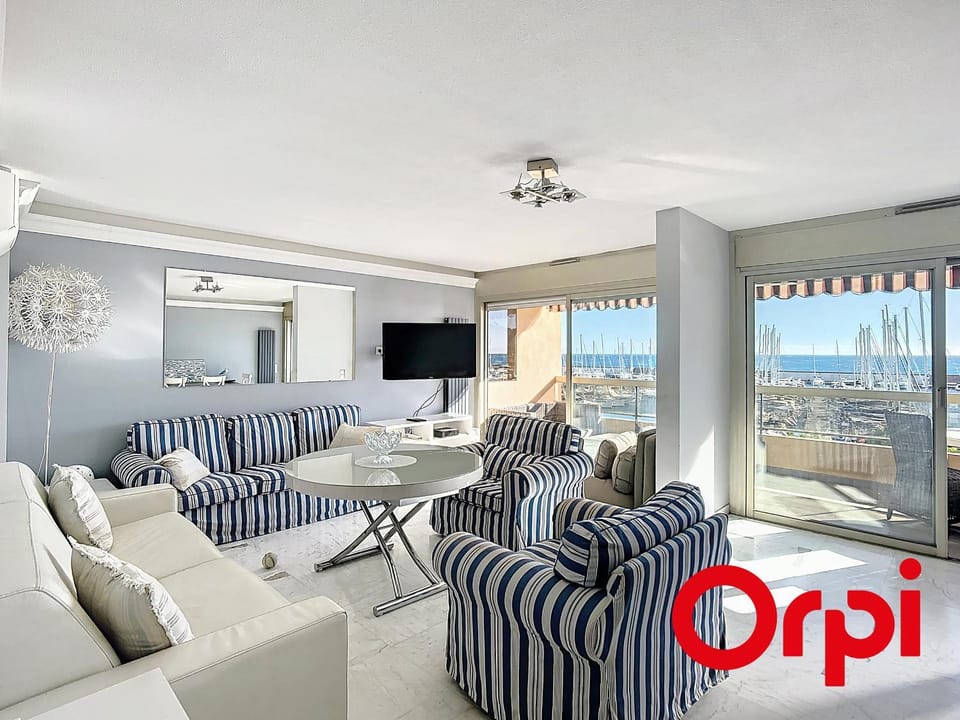 Superbe 2 pièces avec clim, parking et Wifi - FR-1-647-22 Apartment in Menton