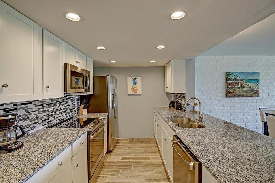 A Salty Day Getaway at Sea Sands Condominiums House in Port Aransas