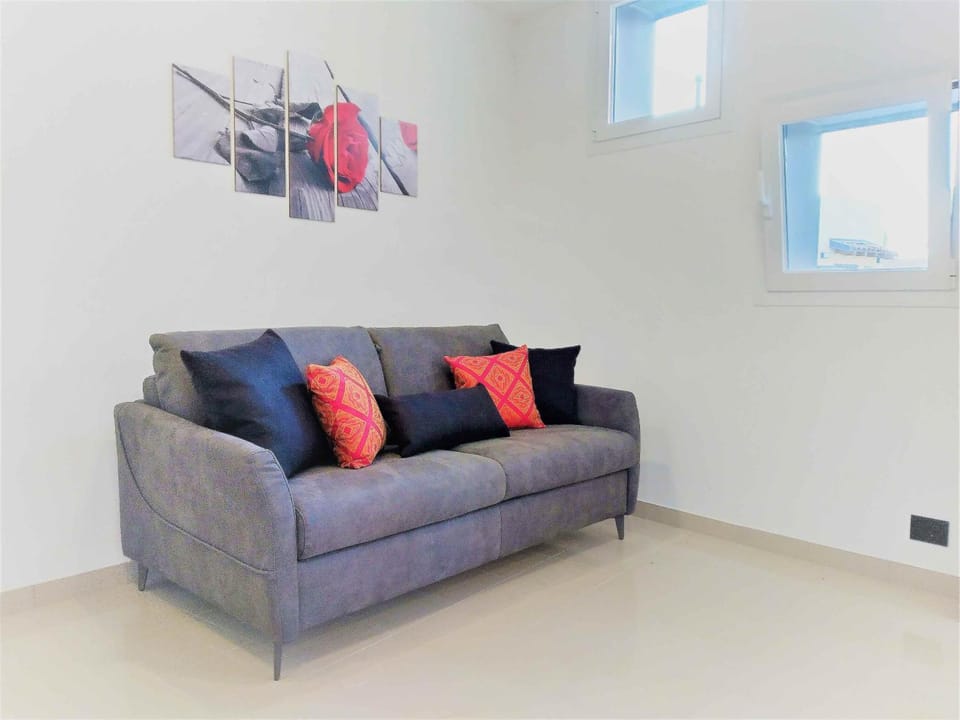 Living room, Bedroom