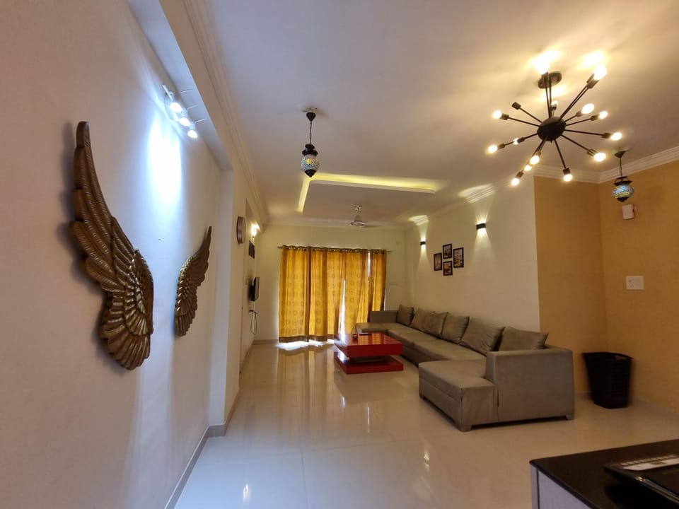 TV and multimedia, Living room, Seating area, fireplace