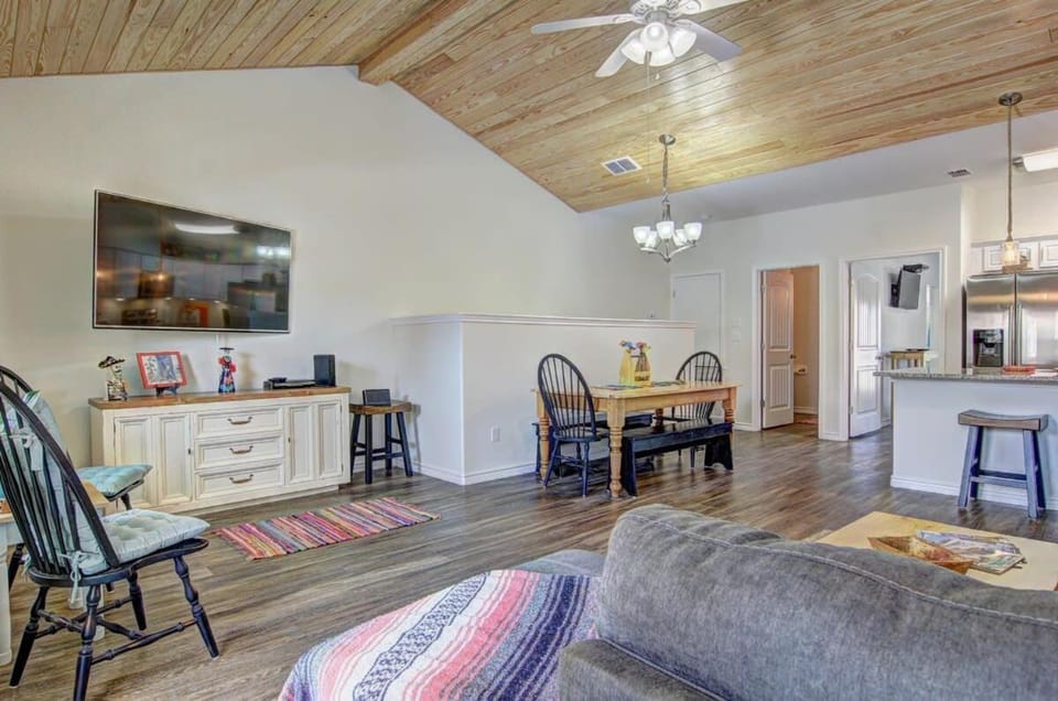 Borracho Beach (Beachside Townhomes #305) House in Port Aransas