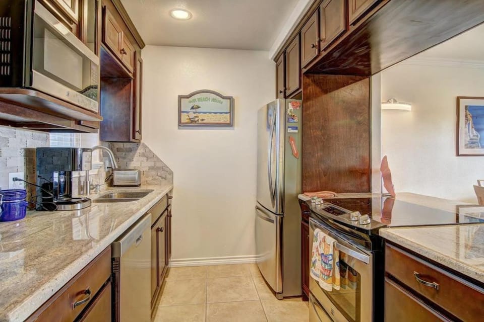 Buena Vista at Sea Isle Village House in Port Aransas