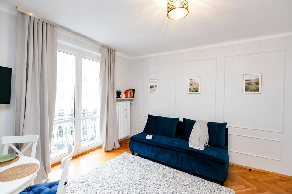Wilcza 3 Blue - 260 metrów od Ambasady USA - Better Rental Apartment in Warsaw