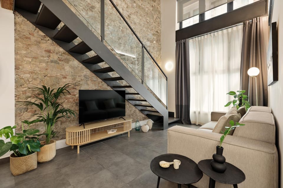 Communal lounge/ TV room, Living room