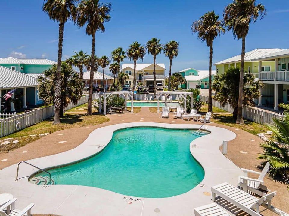 Island Gem at Royal Sands House in Port Aransas