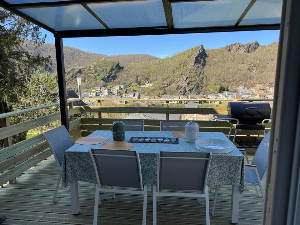 Chez Gwen et Marie House in Wallonia, Belgium