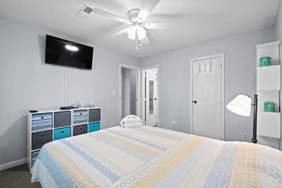 Emerald Escape-Ground Floor in Golf Colony House in Surfside Beach