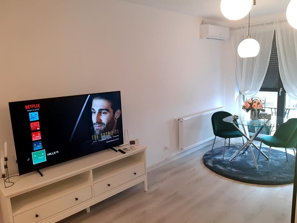 MIA PLUS!! self check-in!! Apartment in Bucharest