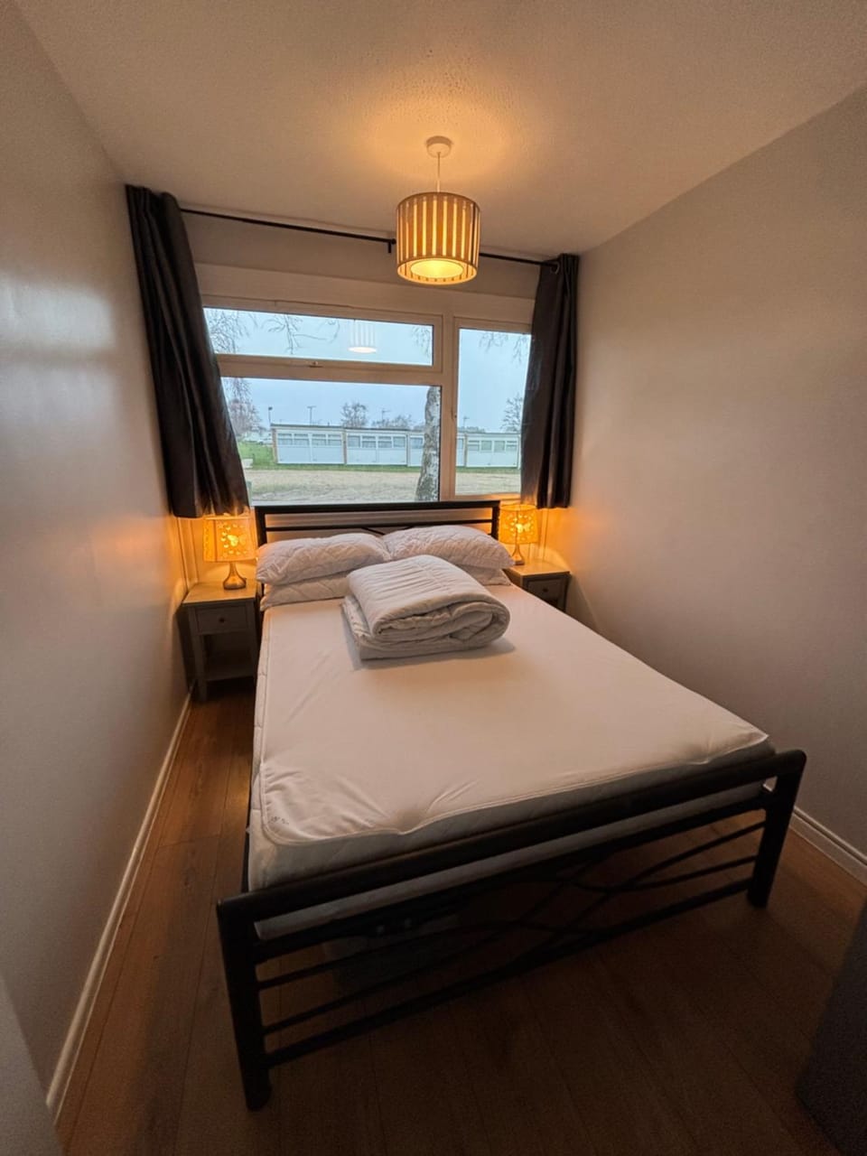 194, Two bed Chalet on Belle Aire Holiday Park - sleeps 4, pet friendly, free Wi-Fi, bed linen and towels included plus onsite entertainment available Chalet in Hemsby