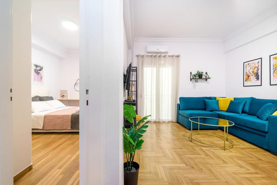 This must be the place. Apartment in Athens