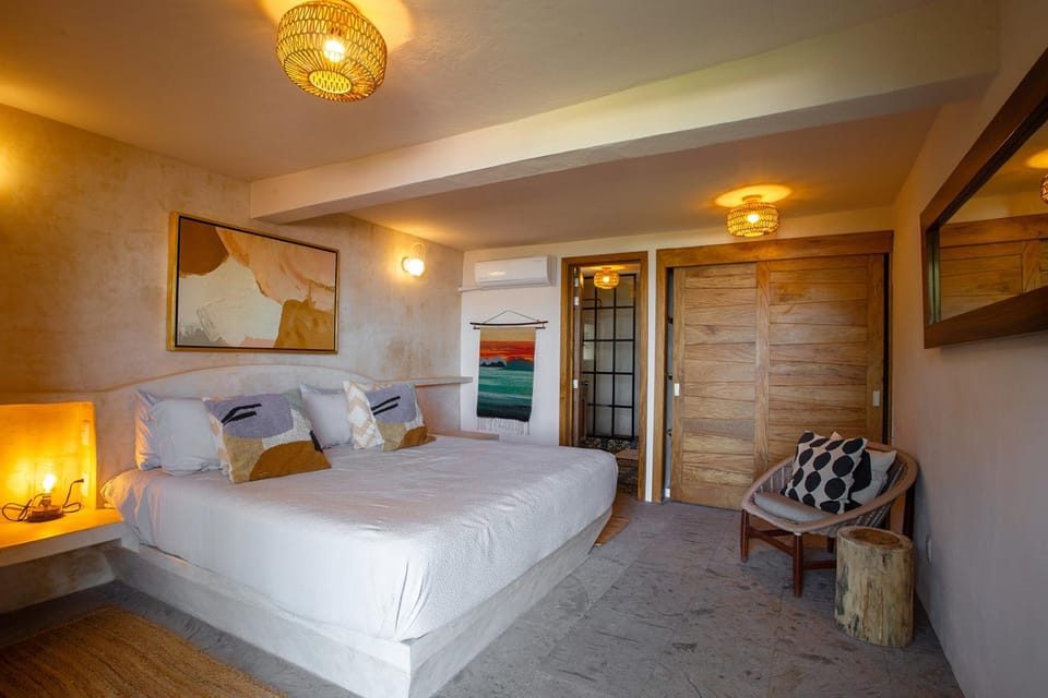 Bed, Decorative detail, Bedroom