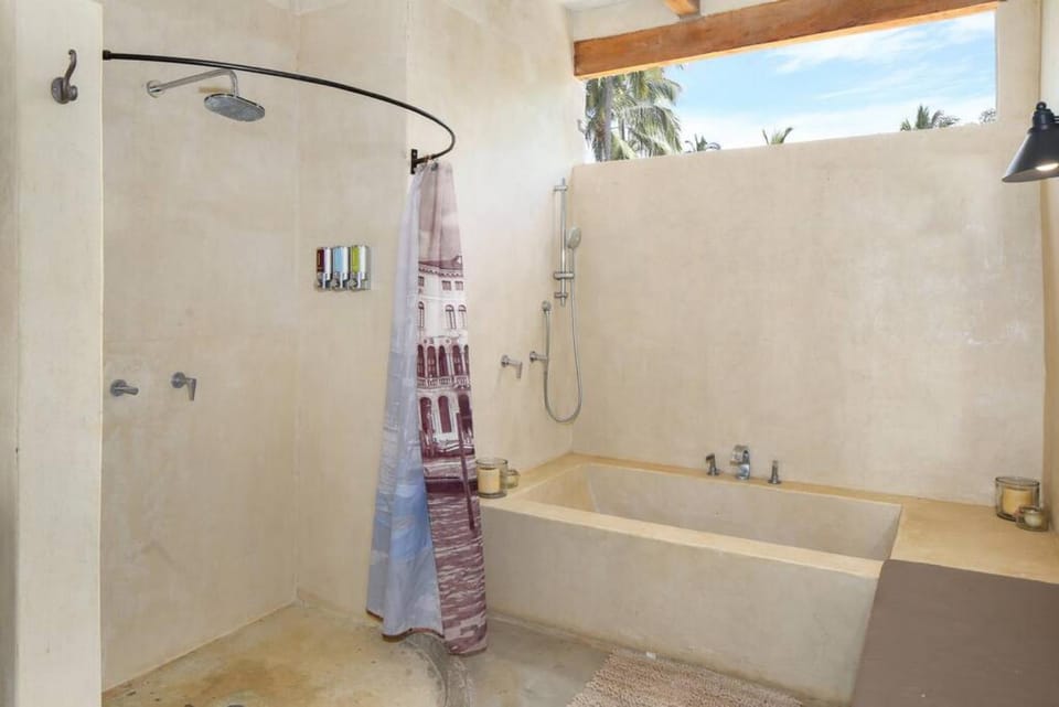 Tocayo Vista 3 bd 3BR Beachfront Townhome With Penthouse Master Suite House in Sayulita