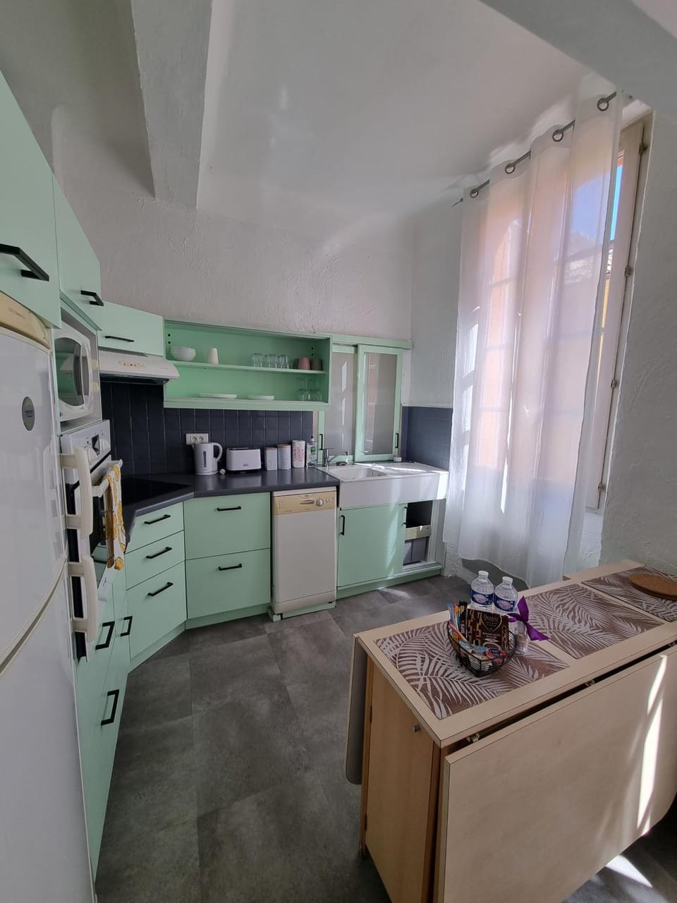 Joli 2 pièces centre historique de Grasse, CLIM ET WIFI Apartment in Grasse