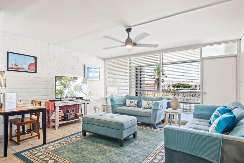 A Sunny Beach at Sea Sands Condominiums House in Port Aransas