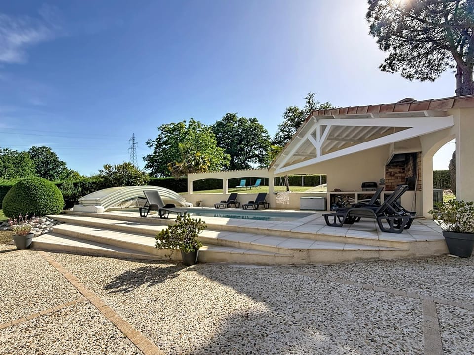 Les Goujatoux House in Nouvelle-Aquitaine